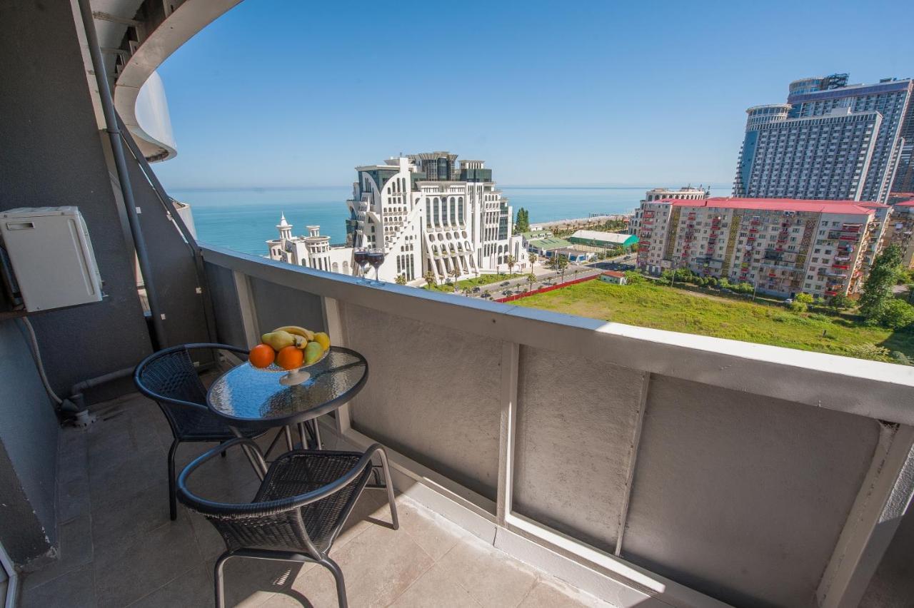 Batumi Apartments Bagian luar foto