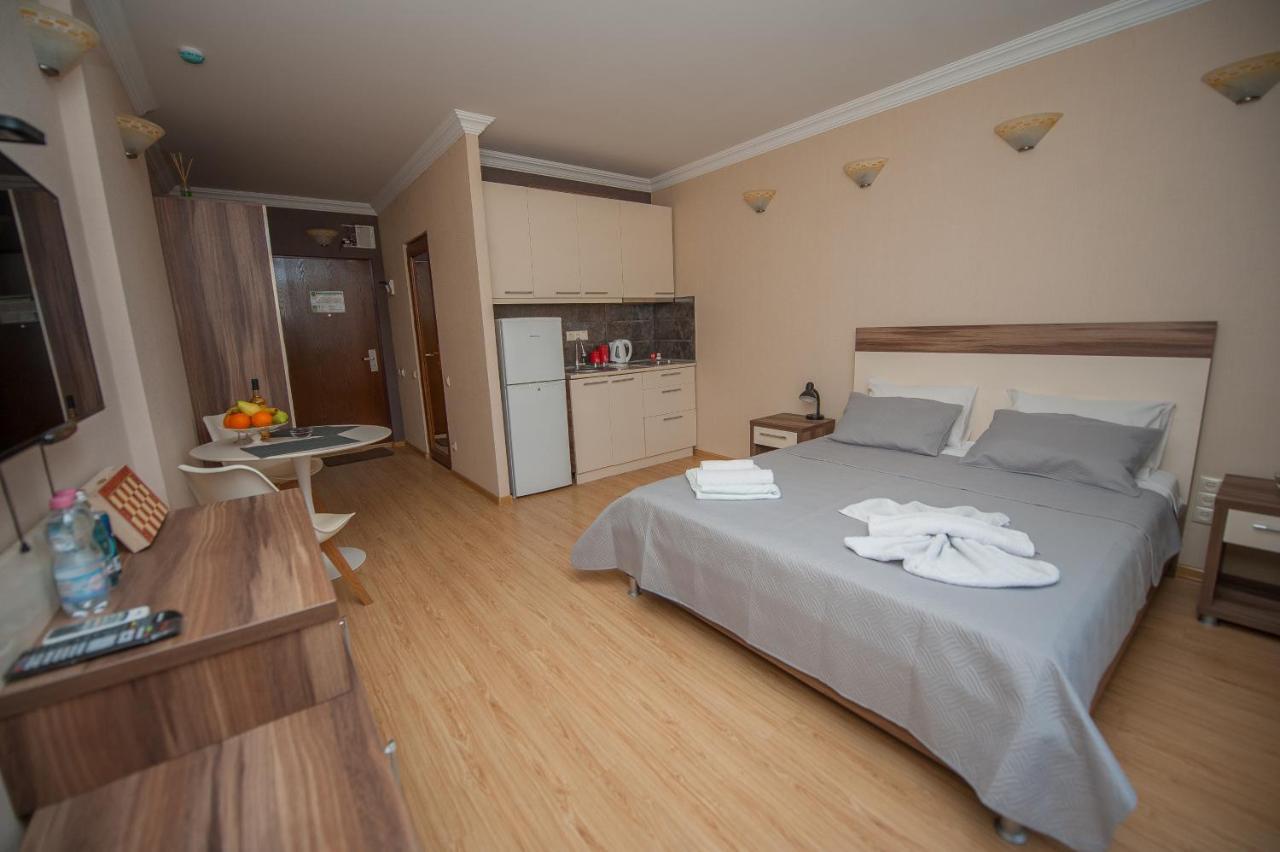 Batumi Apartments Bagian luar foto