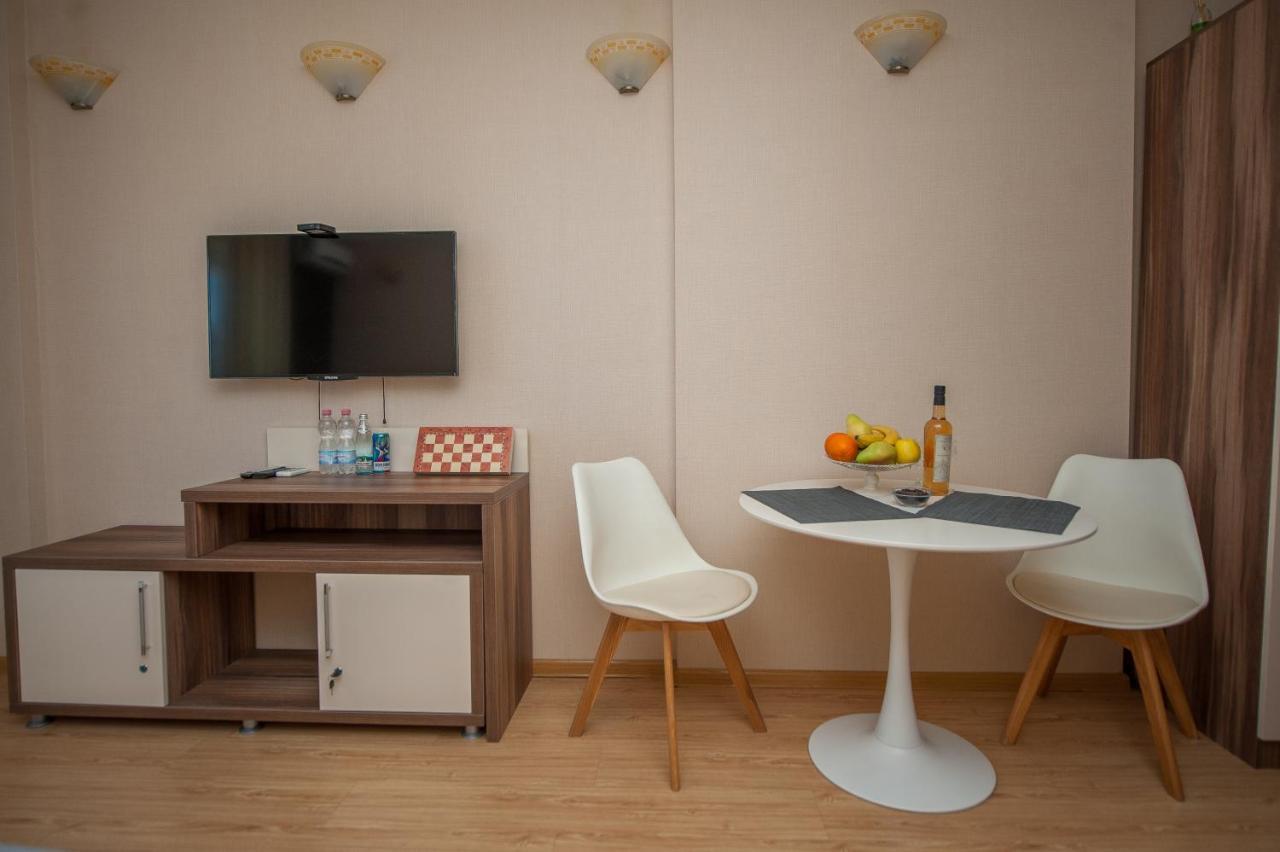 Batumi Apartments Bagian luar foto