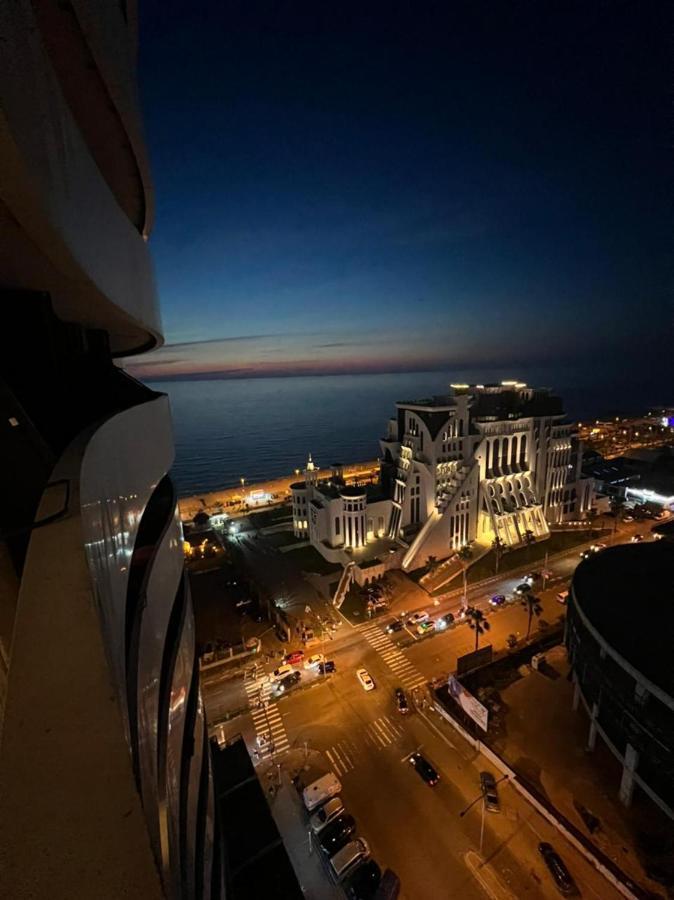Batumi Apartments Bagian luar foto