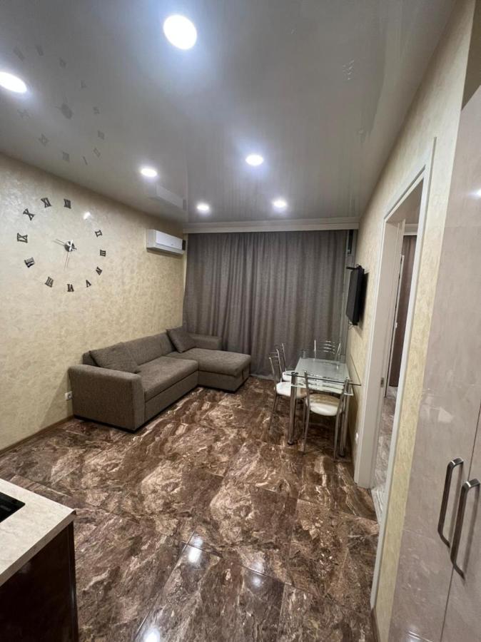 Batumi Apartments Bagian luar foto